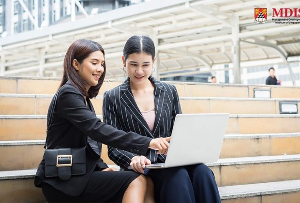 5 Best Ways Singapore Makes Pursuing an MBA Easier - Strong Industry Connections