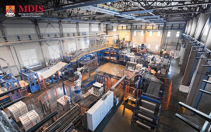 AI in Business Management - Trends Every Student Should Know - AI Redefines Supply Chain and Logistics